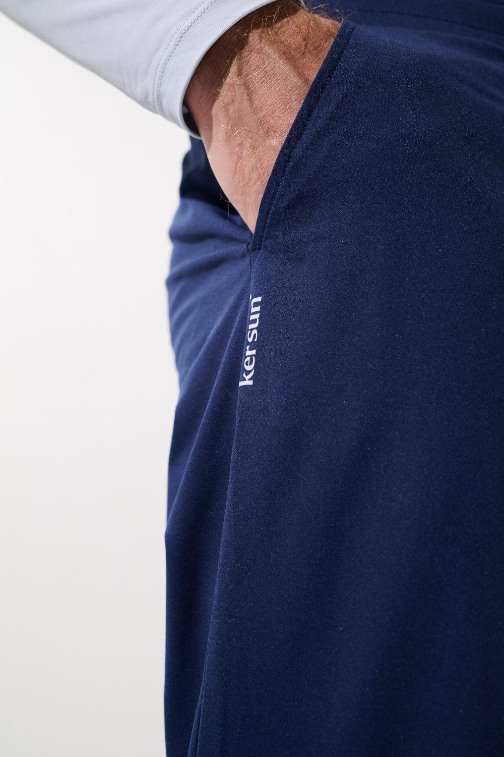 Pantalon anti-UV - Oasis Ker Sun, couleur bleu marine, léger et confortable avec protection UPF 50+.