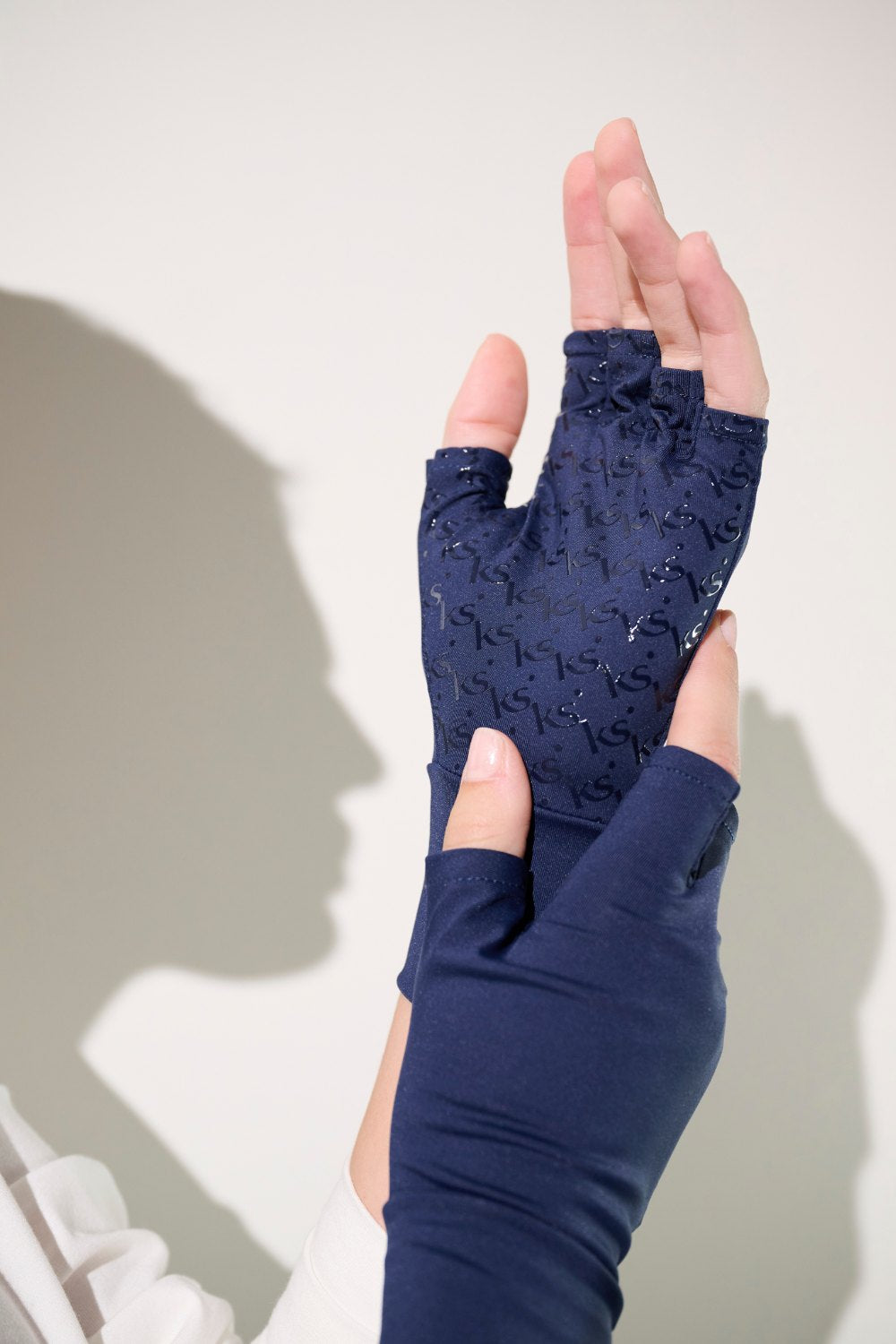 UV Mittens - Gobi