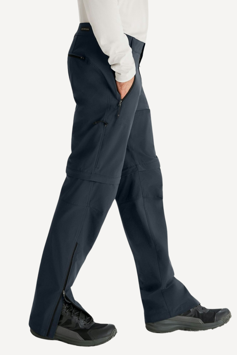 Pantalon anti-UV bleu marine pour homme, léger, extensible et UPF 50+, idéal pour les activités de plein air.