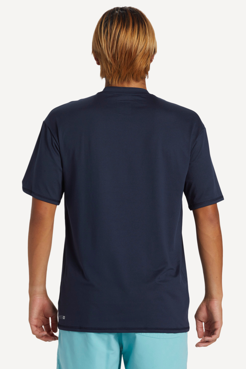 T-shirt de bain anti-UV bleu marine pour homme, coupe ample et léger, parfait pour la plage avec protection UPF 50+.