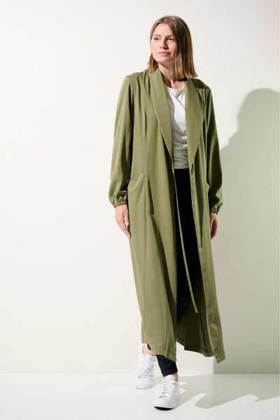 Kimono anti-UV Rimini vert olive long pour femme, léger et fluide, idéal pour la protection solaire en plein air.