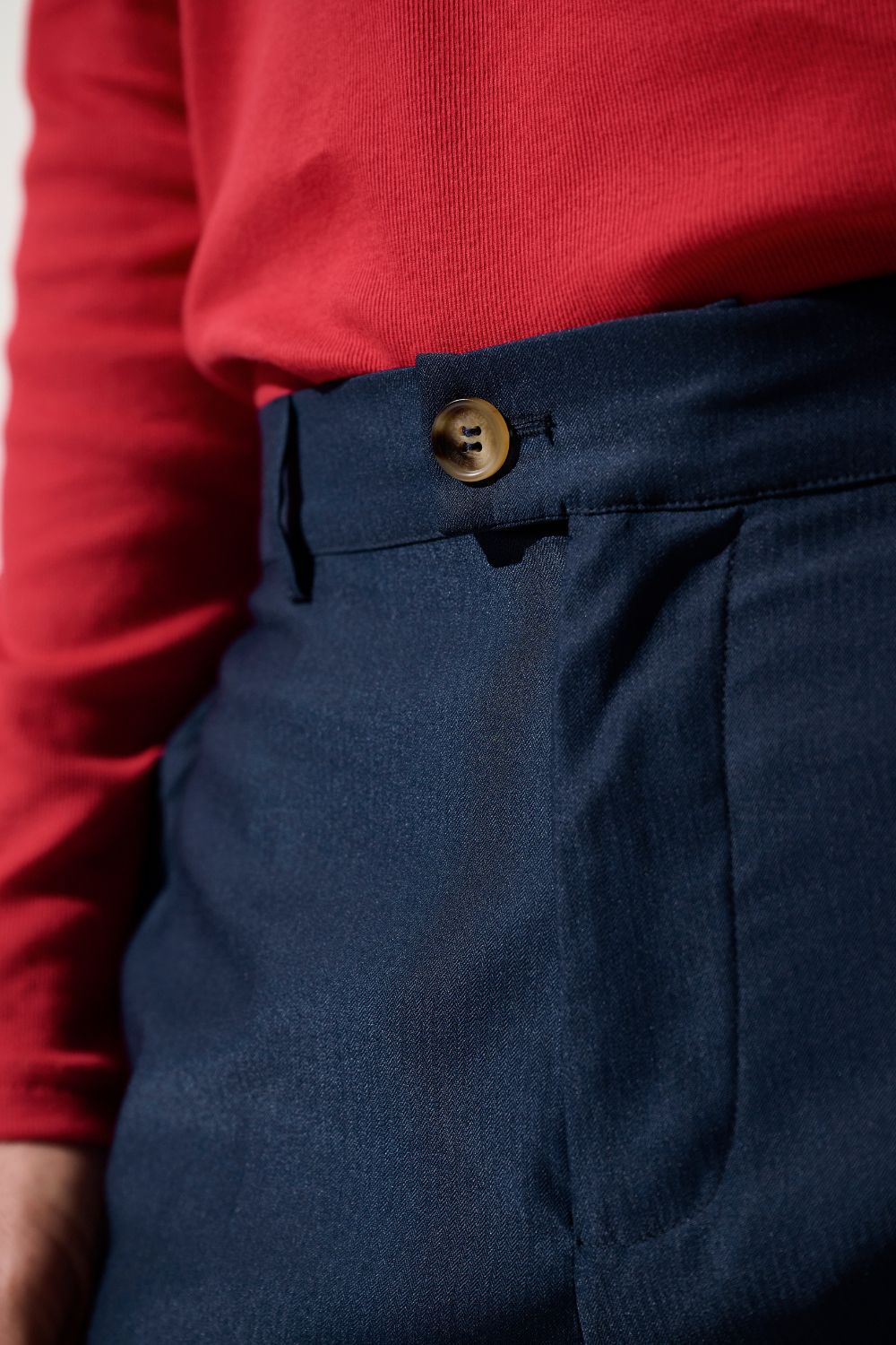 Pantalon anti-UV - Faro homme, bleu marine léger et élégant, offrant protection solaire UPF 50+ pour activités quotidiennes.
