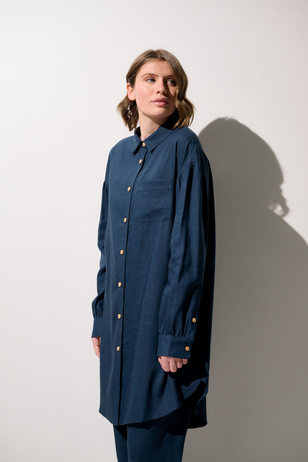 Chemise longue anti-UV - Sylt, bleue, pour femme, légère et élégante, parfaite pour la protection solaire au quotidien.