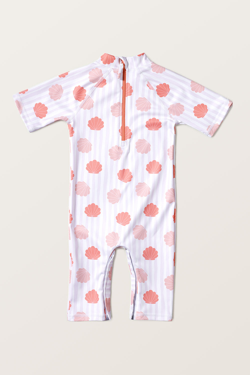 Combinaison de bain anti-UV - Pacific pour bébé, manches courtes, motif coquillage, tissu UPF 50+.