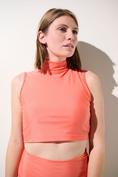 Haut de maillot de bain anti-UV - Malta, femme en rose, léger et respirant, idéal pour la plage, UPF 50+.