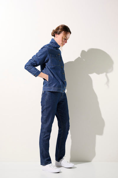 Veste anti-UV - Saint-Malo en jean bleu pour femme, légère et élégante, idéale pour la protection solaire quotidienne.