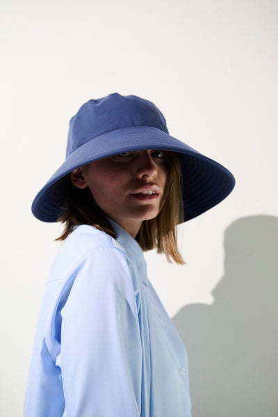 Chapeau anti-UV - Capri bleu pour femme, protection solaire UPF 50+, élégant pour activités extérieures.